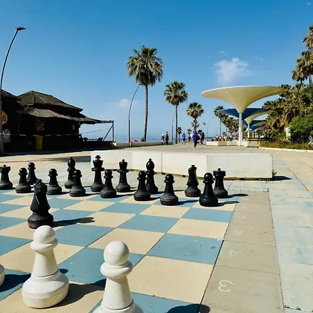 Modern By & Old Town With Pool *