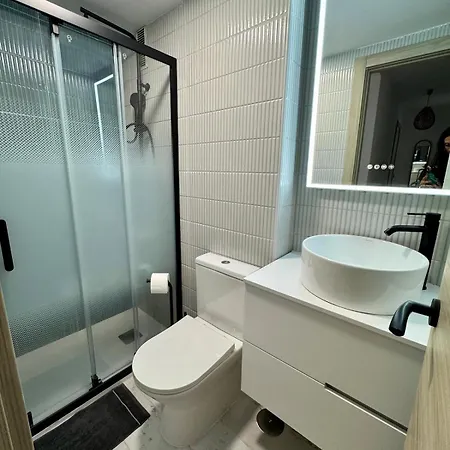 Modern By & Old Town With Pool Apartment