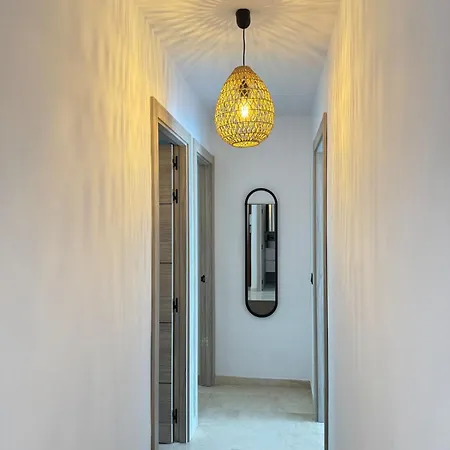 Modern By & Old Town With Pool *