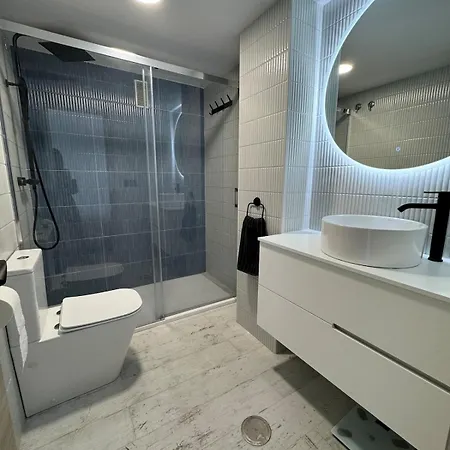 Modern By & Old Town With Pool Apartment *