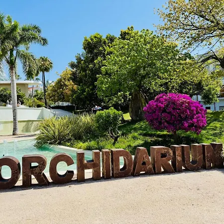 Διαμέρισμα Modern By & Old Town With Pool *