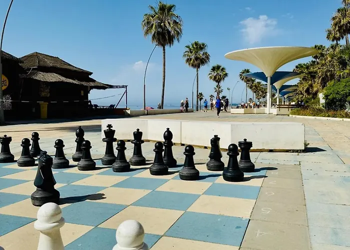 Modern By & Old Town With Pool *