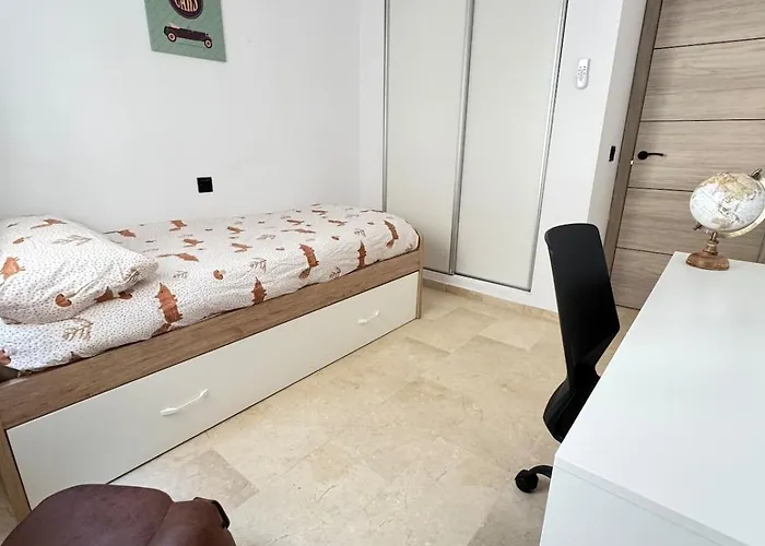 Διαμέρισμα Modern By & Old Town With Pool