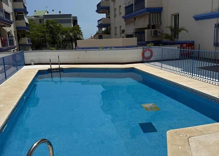 Modern By & Old Town With Pool * Εστεπόνα