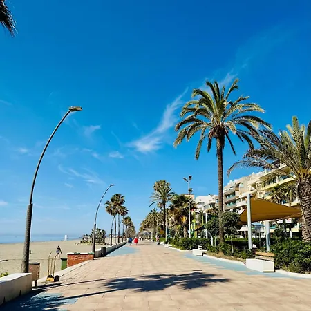 Modern By & Old Town With Pool *